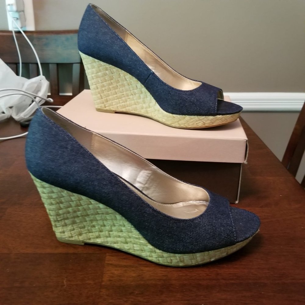 Bandolino jean wedges - women's 9.5
